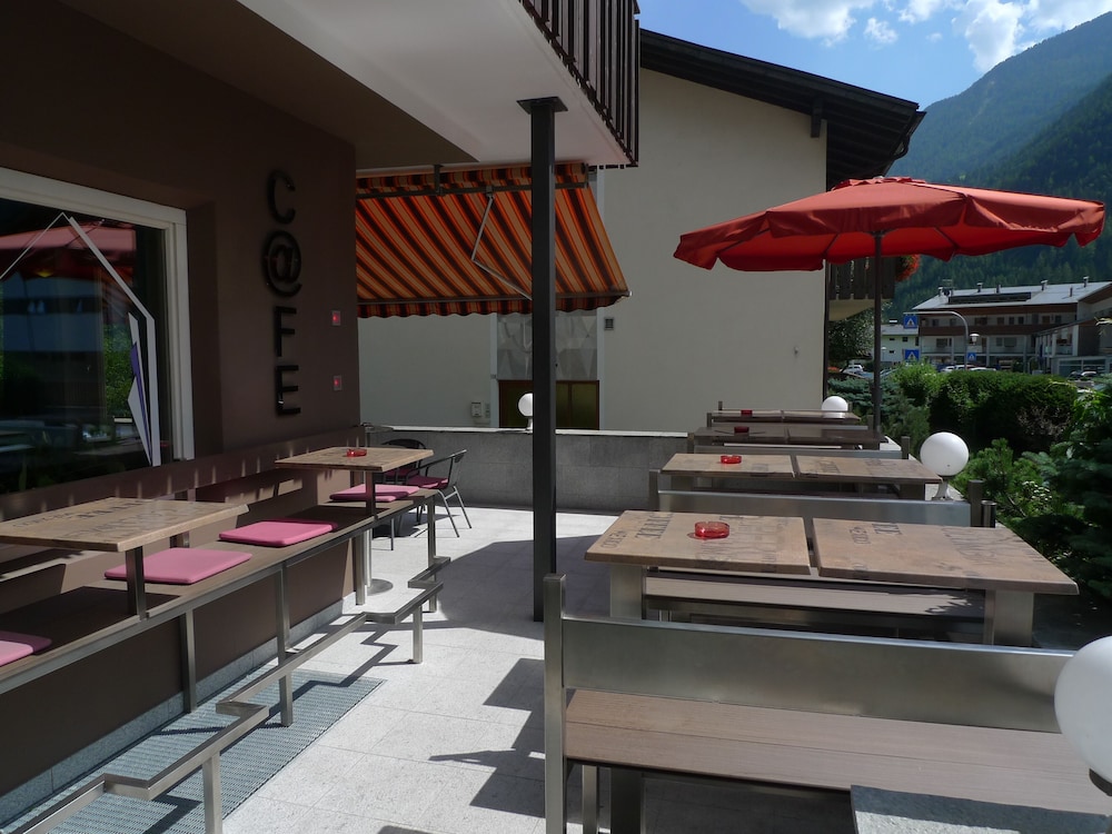 Hotel Stifter,Italian Alps>>Bolzano,2 star