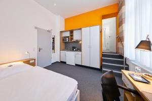 Townhouse,Düsseldorf>>Dusseldorf,3 star