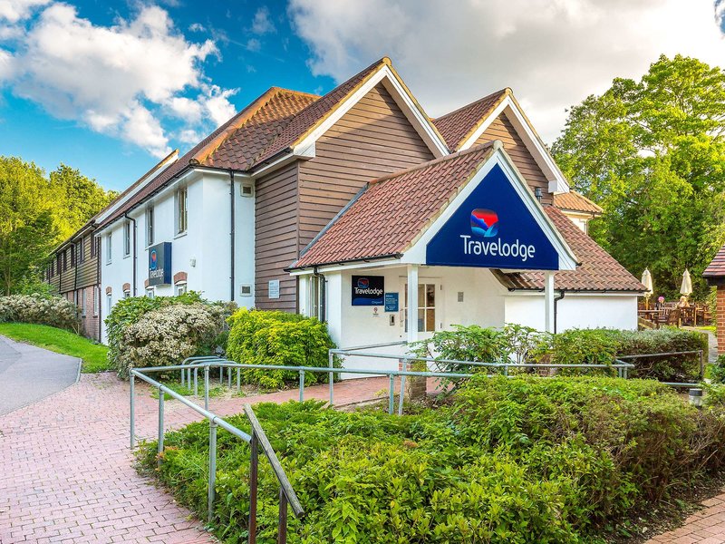Travelodge London Chigwell,Chigwell>>Buckhurst Hill,3 star