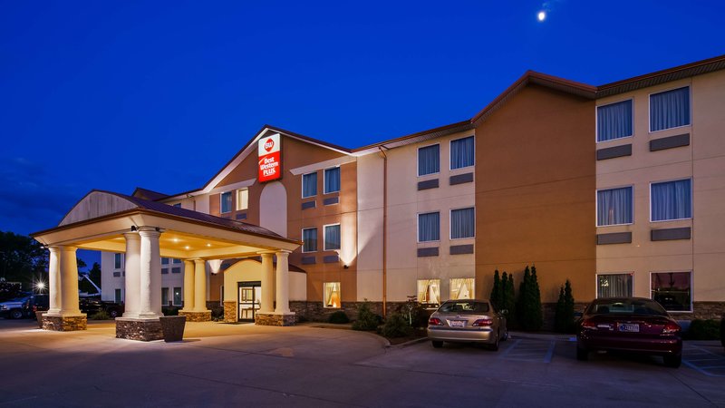 Best Western Plus Covered Bridge Inn,Center Point>>Brazil,2.5 star
