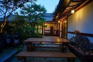 jeonju hanok madang pretty house pension
