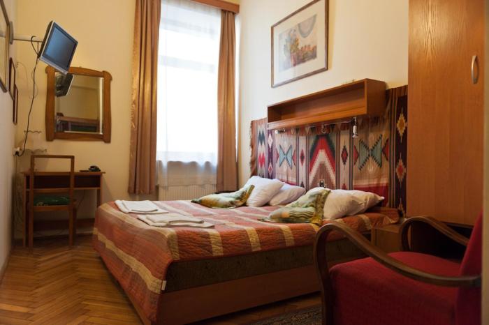 hotel alef