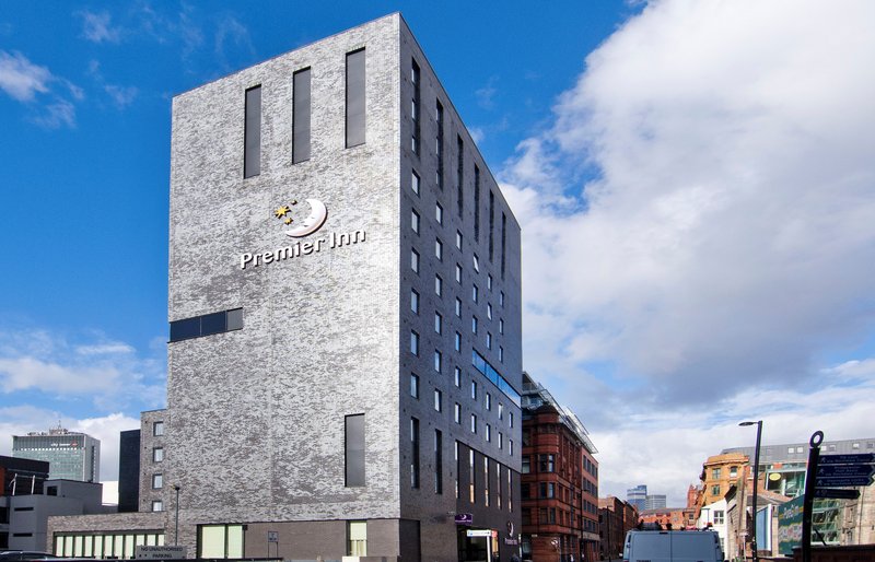 premier inn manchester city piccadilly
