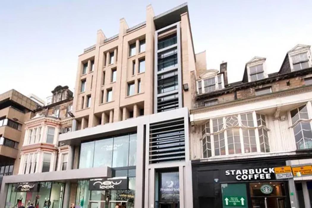 premier inn edinburgh princes street