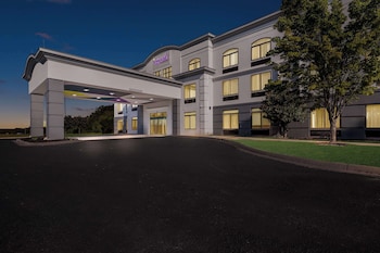 wingate by wyndham tupelo