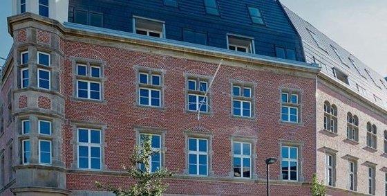 The Red Apartments,Düsseldorf>>Dusseldorf,1 star