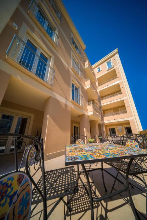 eliseo palace tropea