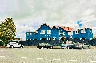 crash palace backpackers