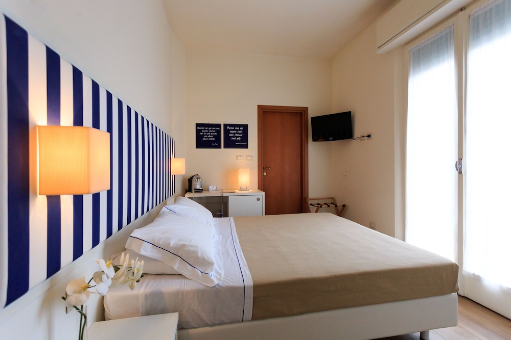 mini hotel