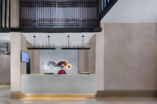 borrman hotel zhijiang guomao qixing plaza weijing