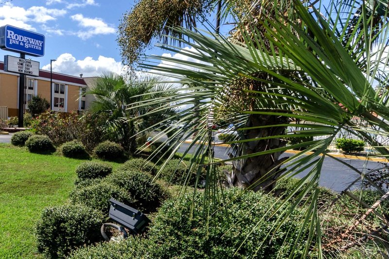 rodeway inn and suites jacksonville near camp lejeune