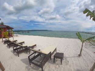white sand ark resort