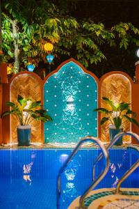 decolore villa hoi an