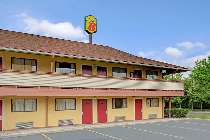 super 8 by wyndham cincinnati springdale oh