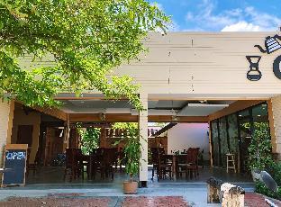the nine bed and restaurant