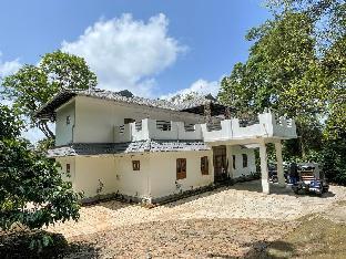 Out Of Town  Coorg,India>>Madikeri,3 star