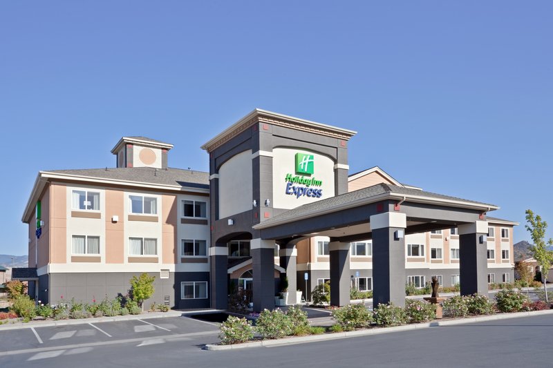 holiday inn express and suites ashland by ihg