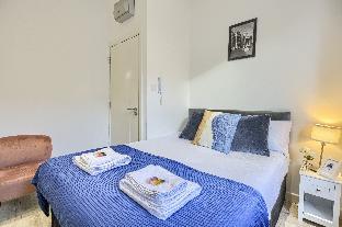 The Finsbury Deluxe Apartments
