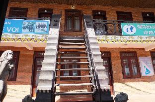 van long lak lake hotel