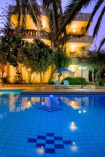 sunrise hotel and apartments