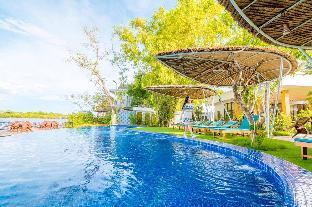 moly resort