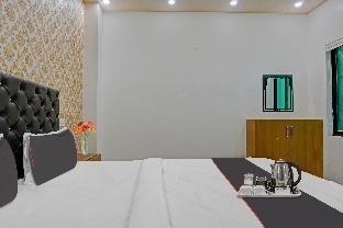 Collection O Us In,India>>Varanasi,0 star