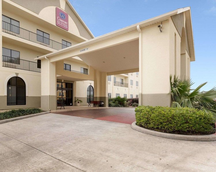 comfort suites bush intercontinental airport
