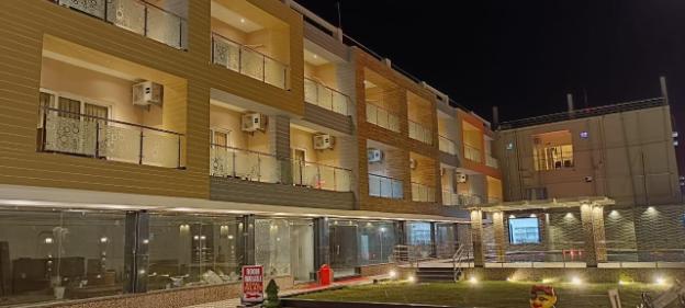 Royal Palace Beach Resort