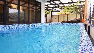 wonju john and jane pool villa