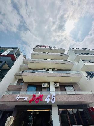 Hotel Dm 45- Gurgaon Central,Shahdara,4 star