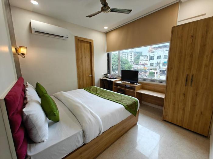Hotel Utsav Grand,India>>Varanasi,3 star