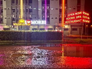 Hotel Wild Flower