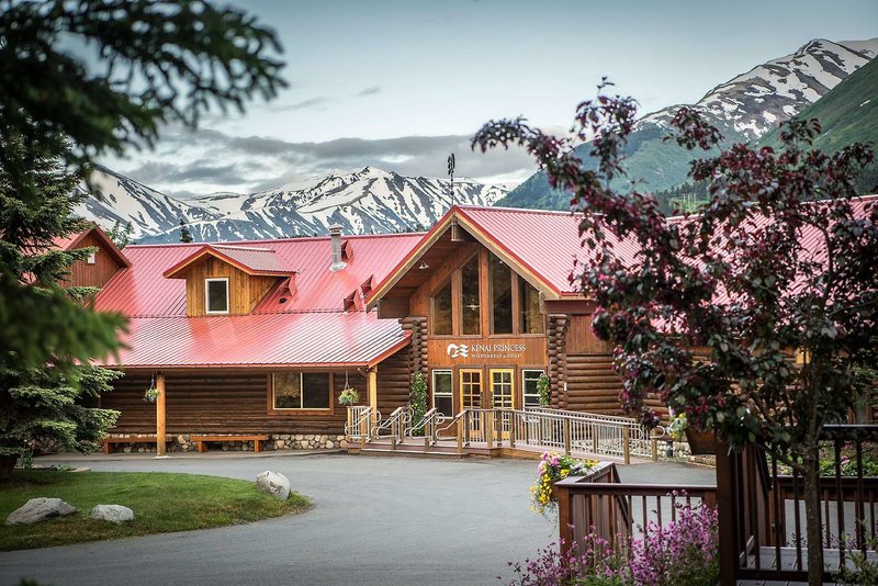 Kenai Princess Wilderness Lodge,Cooper Landing>>Anchorage,3 star