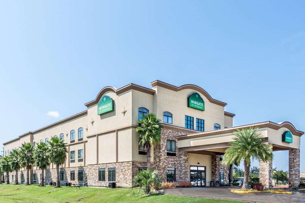 wingate by wyndham lake charles casino area