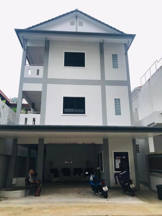 mandn apartment kata beach