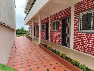 Fulgulab Lawns And Home Stay