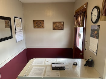 The Village Motel,Iowa Falls>>Eldora,5 star