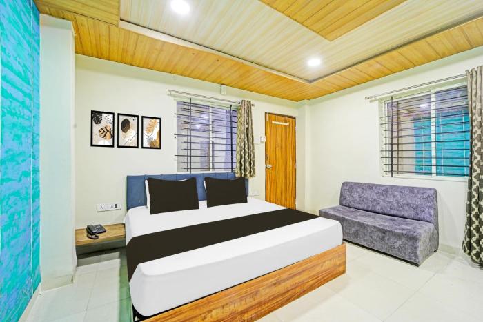 Super Collection O Ring Road Bhawarkua Indore,Indra Puri Colony,3 star