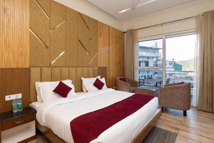 Hotel North Wood,Mall Rd,3 star