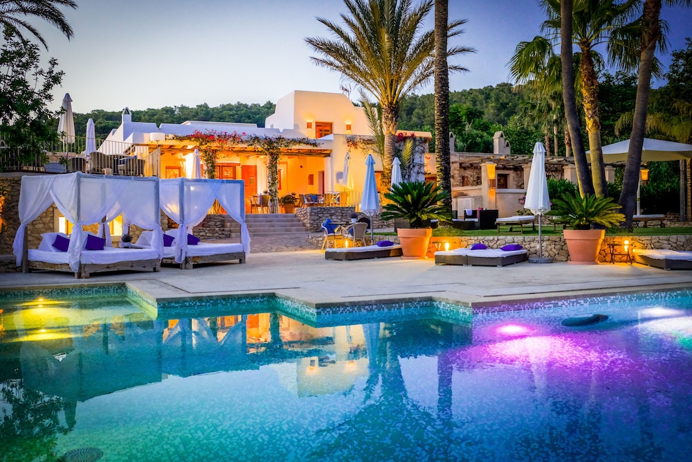 can lluc boutique hotel and luxury villas