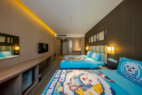 room-image