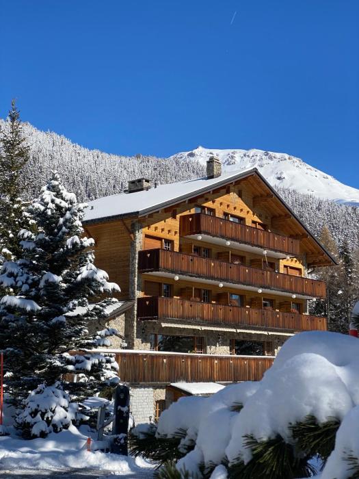 colorado riders chalet