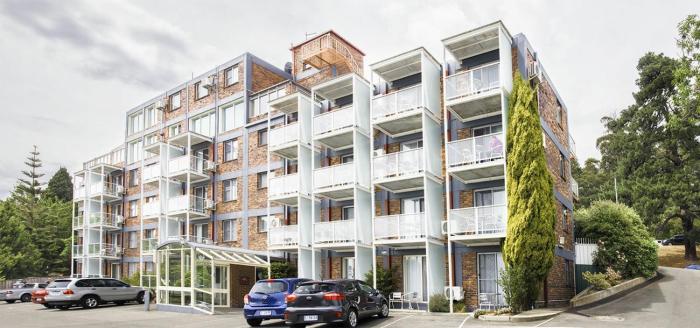 adina place motel apartments