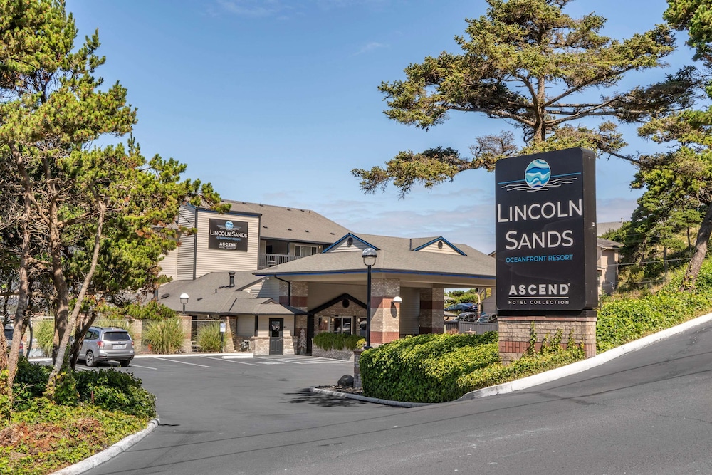 Lincoln Sands Oceanfront Resort, Ascend Hotel Collection,Pacific City>>Lincoln City,2.5 star