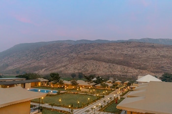 Sterling Rewild Sariska,Sariska ,4 star