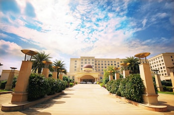 ramada plaza by wyndham lucknow