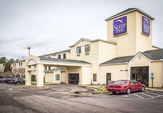 Clarion Pointe Wake Forest - Raleigh North,Near Southeastern Baptist Theological Seminary,3 star