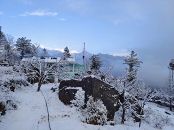 Zero Degree Homestay,Joshimath,3 star