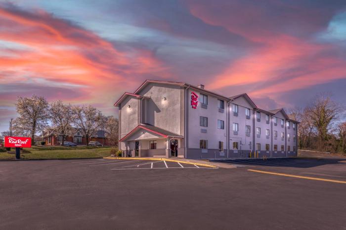Red Roof Inn Suffolk,United States Of America>>Suffolk,2 star