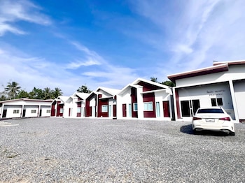 bm beach resort